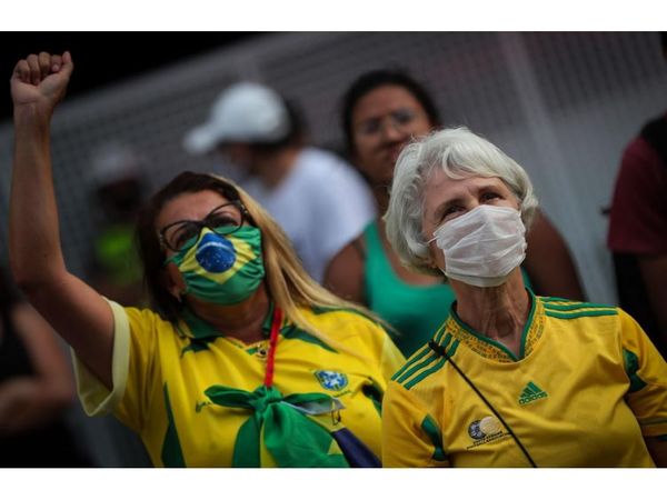 Brasil se divide en su lucha entre bloqueo y desescalada