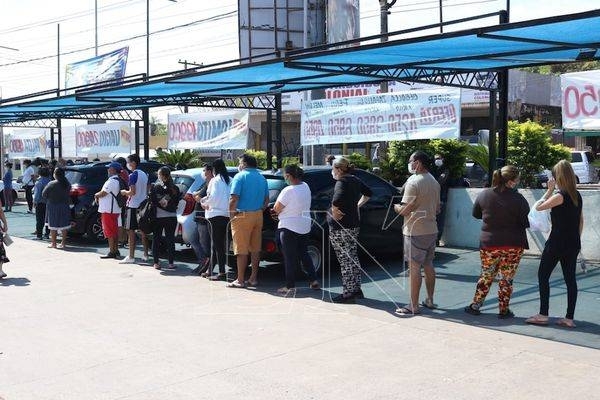 HOY / Pytyvõ: 60 mil personas que aún no cobraron lo podrán hacer vía tarjeta-cédula