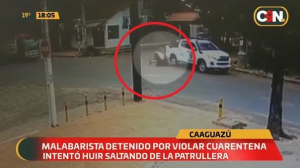 Malabarista salta de patrullera tras ser detenido por violar cuarentena