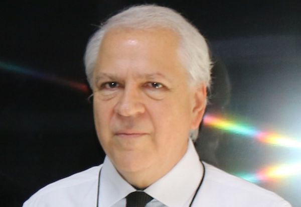Gerente de Tesãi pide que la gente no tema ir al hospital y no agravar males