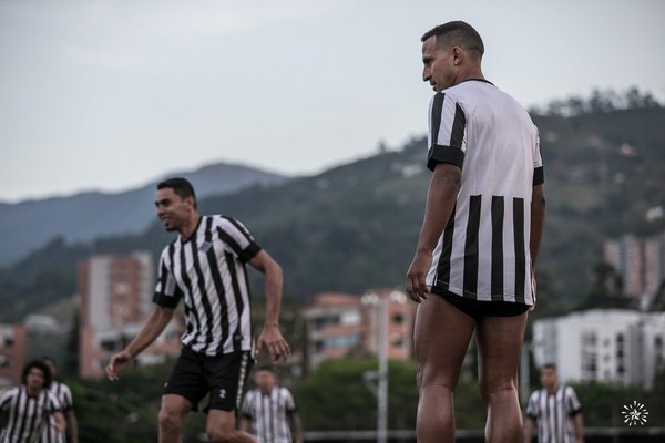 Dos paraguayos, entre más los ganadores en la Libertadores