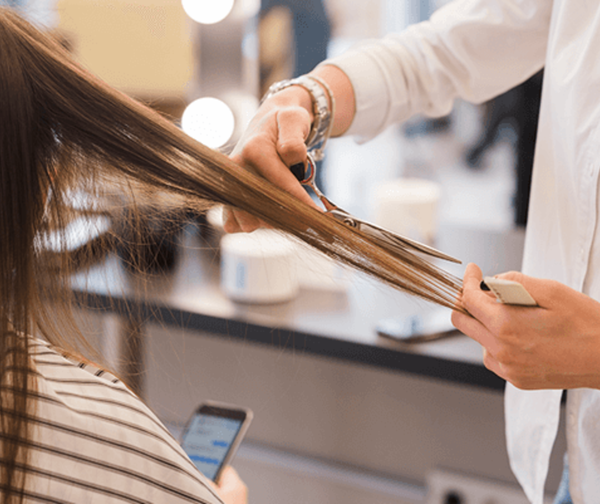 Peluqueros solicitan abrir sus locales