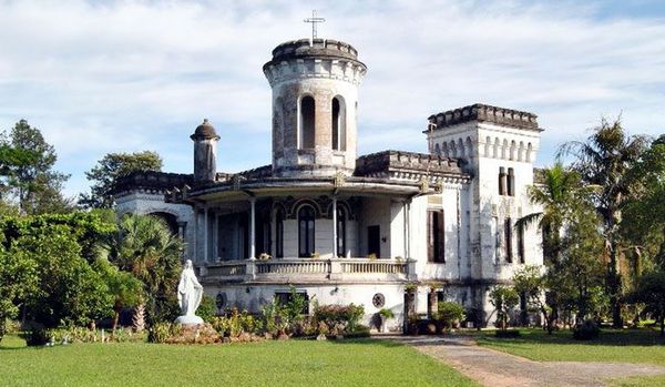 Connacionales en cuarentena obligatoria en el Castillo Carlota Palmerola son resguardados por personal militar » Ñanduti