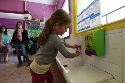 Persiste incertidumbre sobre efectos del covid-19 en niños - Mundo - ABC Color