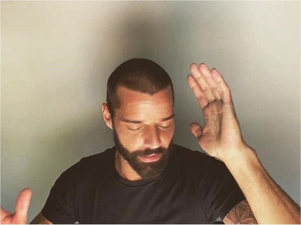 Ricky Martin estrena video del remix de Tiburones