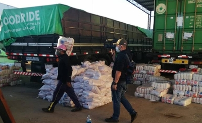HOY / Incautan toneladas de azúcar que habría ingresado de contrabando