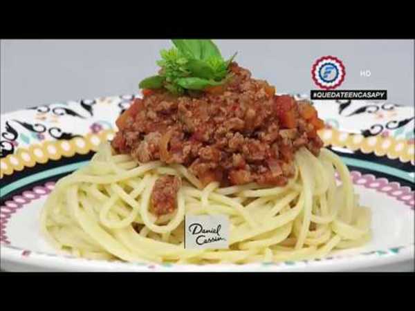 Spaguettis a la boloñesa | Recetas en VLT