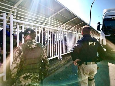 Unas 22 niñas paraguayas víctimas de trata en Brasil fueron abandonadas en la frontera