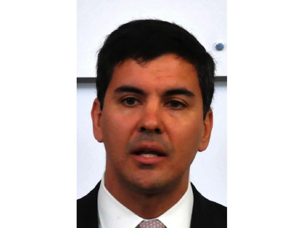 Reactivación: Ex ministros piden prudencia con deuda