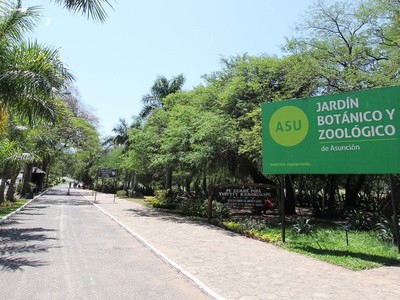 Trabajadores del Zoológico denuncian agresión hacia una mujer y se manifiestan para apartar del cargo al denunciado