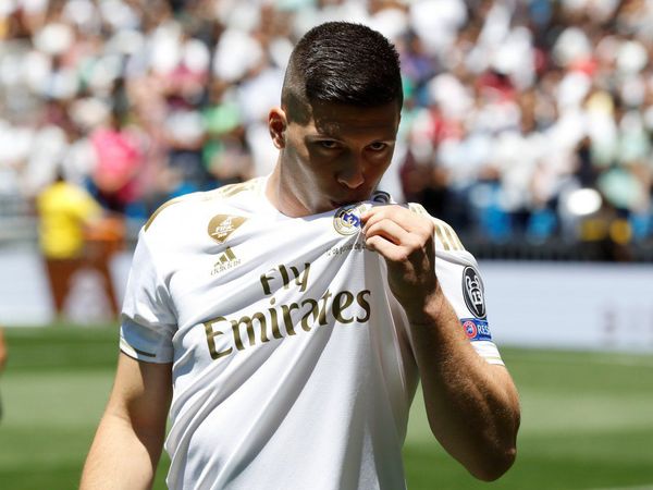 Luka Jovic, lesionado