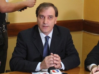 COVID-19: infectólogo teme contagio masivo en albergues de connacionales