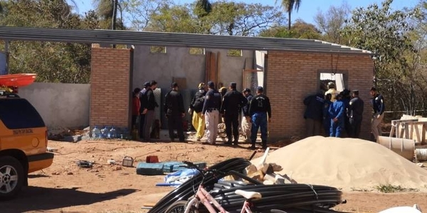 HOY / Rompen el piso donde dormía Juliette: el can ladró y dio señal tres veces