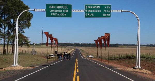 Gobierno inauguró nuevo tramo asfaltado en Misiones