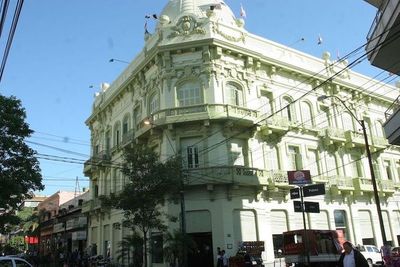 Royalties y Fonacide: 85 municipios se quedan sin transferencias por no rendir cuentas