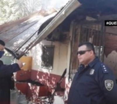 Incendio deja en la calle a pareja de abuelitos - Paraguay.com