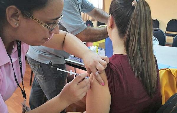 Etapa 2 de vacunación contra la influenza fue completada con éxito