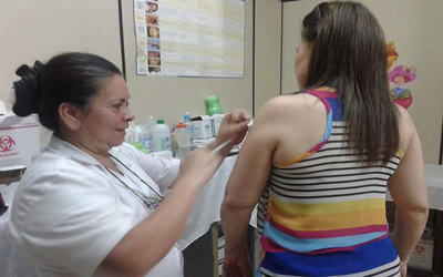 Salud administró más de 900.00 mil dosis de vacunas contra la influenza - Megacadena — Últimas Noticias de Paraguay
