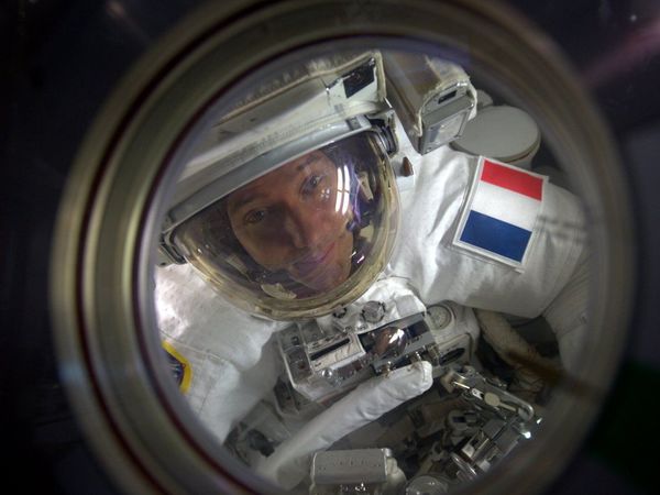 La orina de los astronautas puede servir para construir en la Luna