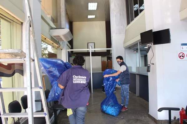 Migraciones adecua sus instalaciones adoptando medidas de bioseguridad para reapertura al público - .::RADIO NACIONAL::.