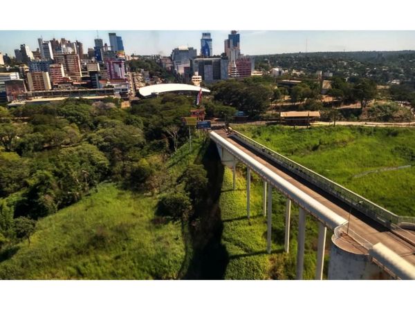 Presidente dice que Brasil es una gran amenaza y no abrirá frontera