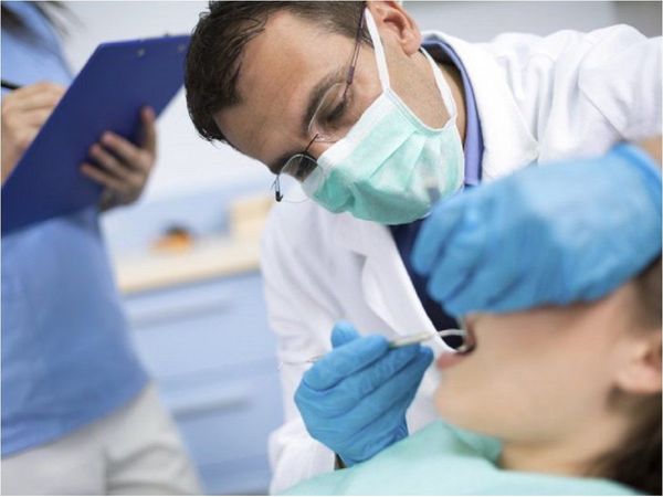 Covid-19: Salud autoriza trabajo de odontólogos, fisioterapeutas y fonoaudiólogos