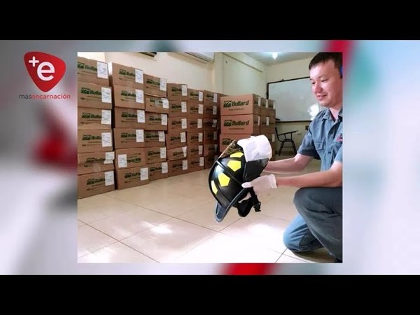 110 CASCOS LLEGARON DESDE EL EXTERIOR PARA EL CUERPO DE BOMBEROS DE ENCARNACIÓN.