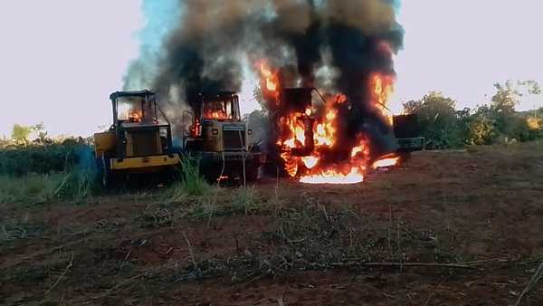 Desconocidos atacaron estancia y quemaron tractores en Yby Yaú