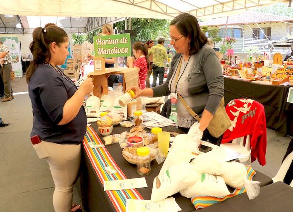 Invitan a la ciudadanía a consumir industria nacional