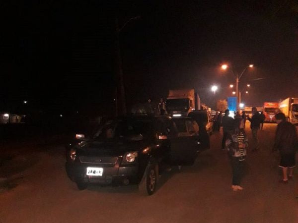 Abren fronteras a argentinos que estaban varados en Puerto Falcón