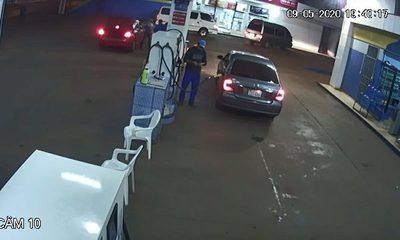 Sobrino del titular de INDERT aparentemente cargó combustible y se dio a la fuga sin pagar