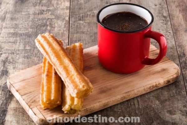 Un dulce de vez en cuando no cae nada mal y quién puede decirle que no a unos deliciosos churros caseros