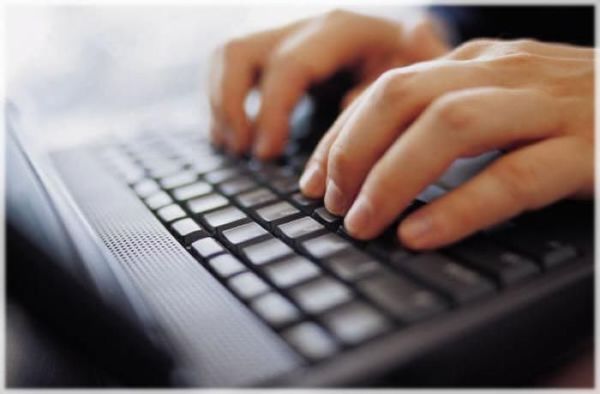 Recomiendan evitar uso prolongado de computadoras durante cuarentena - Nacionales - ABC Color