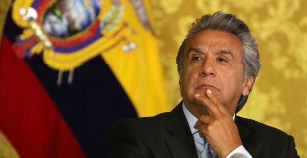 Presidente de Ecuador reduce en 50% su salario y de su gabinete por el coronavirus