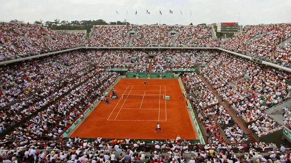 Roland-Garros no excluye un torneo a puerta cerrada - Tenis - ABC Color