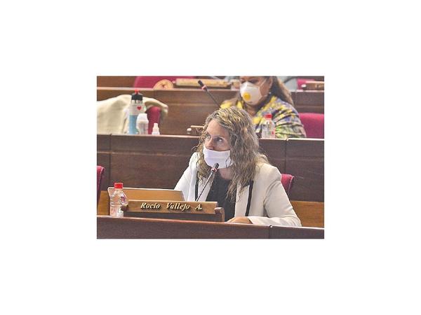 Prisión domiciliaria es un privilegio, dice diputada