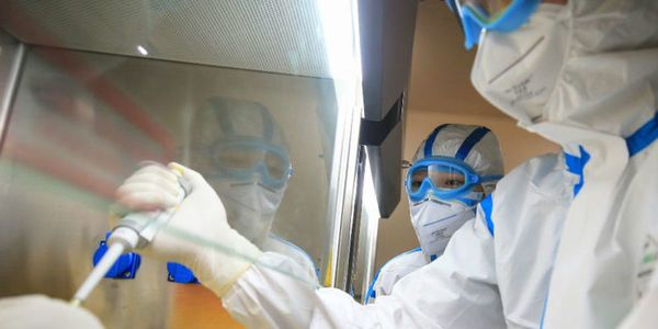 Primeros pasos para tratar a los pacientes de Covid-19
