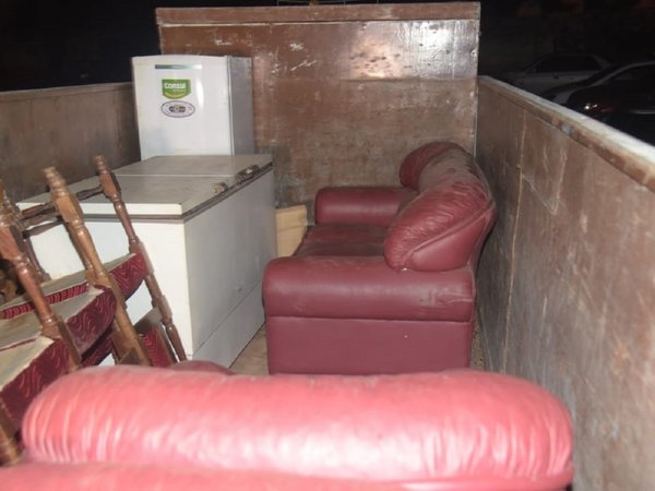 Contrató flete para mudarse, pero intentó desvalijar casa ajena