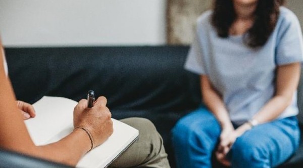 Psicólogos piden habilitación para brindar atenciones presenciales