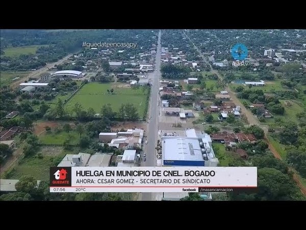 FUNCIONARIOS DE LA MUNICIPALIDAD DE CNEL. BOGADO HACEN ''BRAZOS CAÍDOS'' POR NO COBRAR SALARIOS