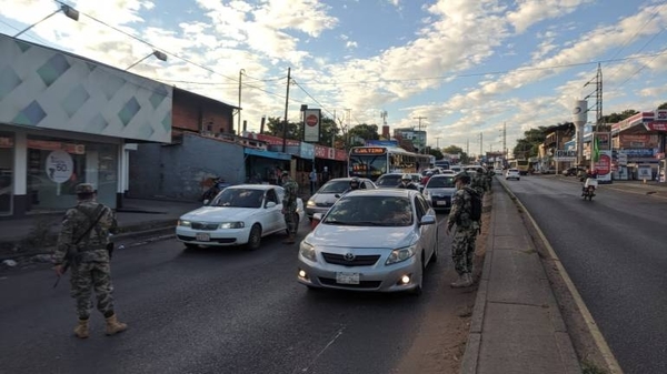HOY / Cuarentena Inteligente: Estricto control militar en puntos de ingresos a Asunción