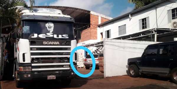 Agentes de INVESTIGACIONES cobran “TASA” a contrabandistas de “AZÚCAR”