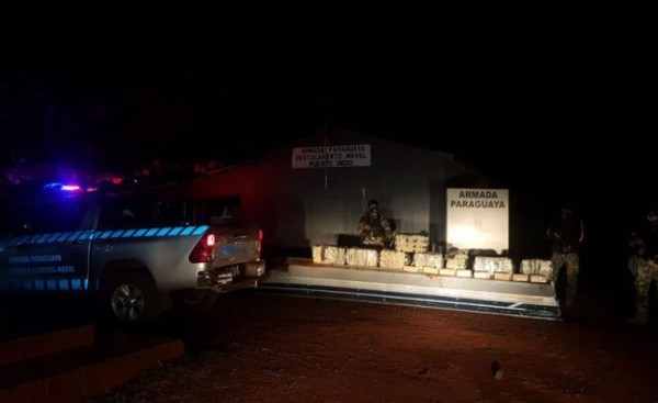 Incautan 200 kg de marihuana que debían pasar al Brasil por el río
