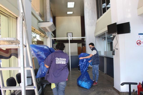 Migraciones se prepara para reabrir su sede central