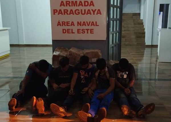 Detienen a cinco compatriotas en el río Paraná - ABC en el Este - ABC Color