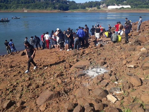 Hallan el cuerpo del tercer joven desaparecido en el río Paraná