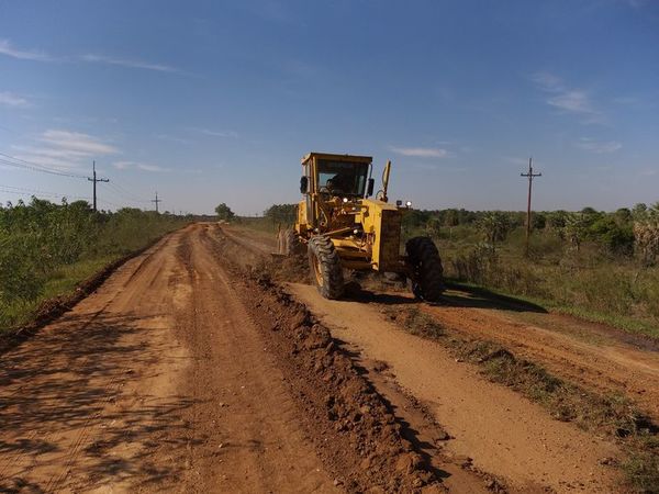 Construcción de camino permanente en Ñeembucú está en marcha - Nacionales - ABC Color