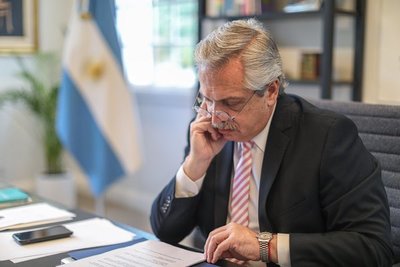 Argentina extiende hasta el 22 de mayo el plazo para el canje de su deuda por US$ 65.000 millones