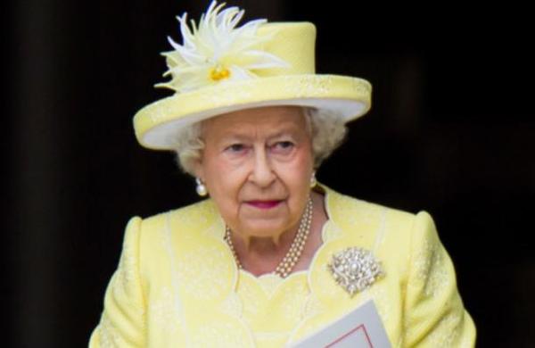 Drástica medida: la reina Isabel podría nunca más volver a la vida pública - SNT