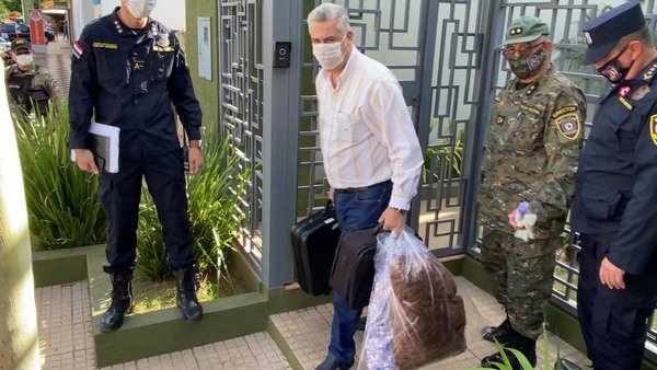 «NADIE ESTÁ POR ENCIMA DE LA LEY»: ACEVEDO CUMPLIRÁ CUARENTENA EN CONCEPCIÓN